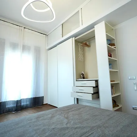Maracu, Exclusive With Terrace Apartman *